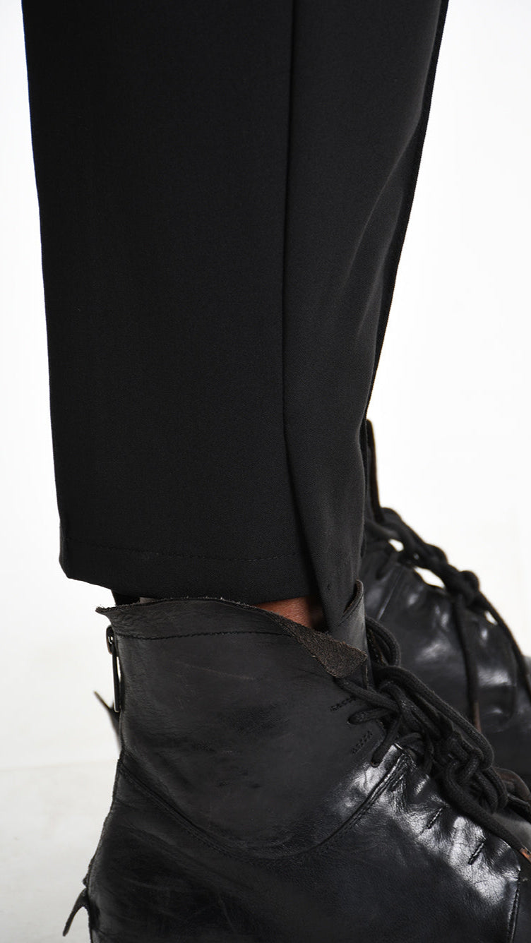 A33R M102725 TROUSER Comfort Fluido Black