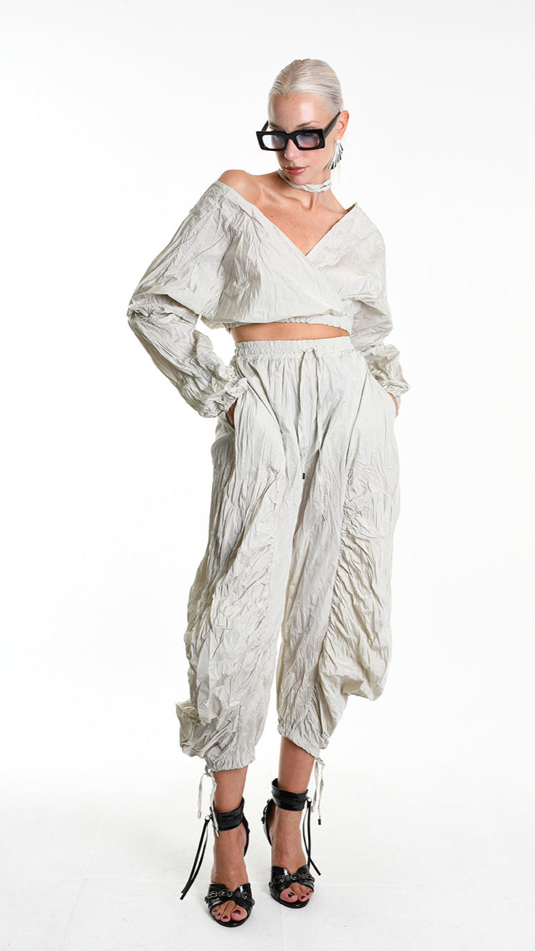 A34R W509325 TOP Crop Taffeta Crumpled Sand