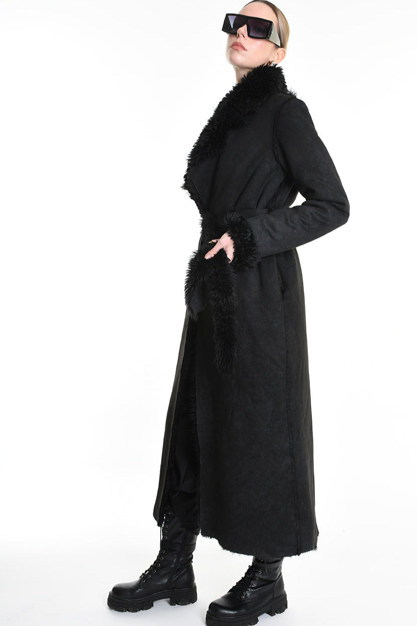 4- W5171 COAT in Garment-Dyed Marbled Faux Shearling, Black. LA HAINE INSIDE US