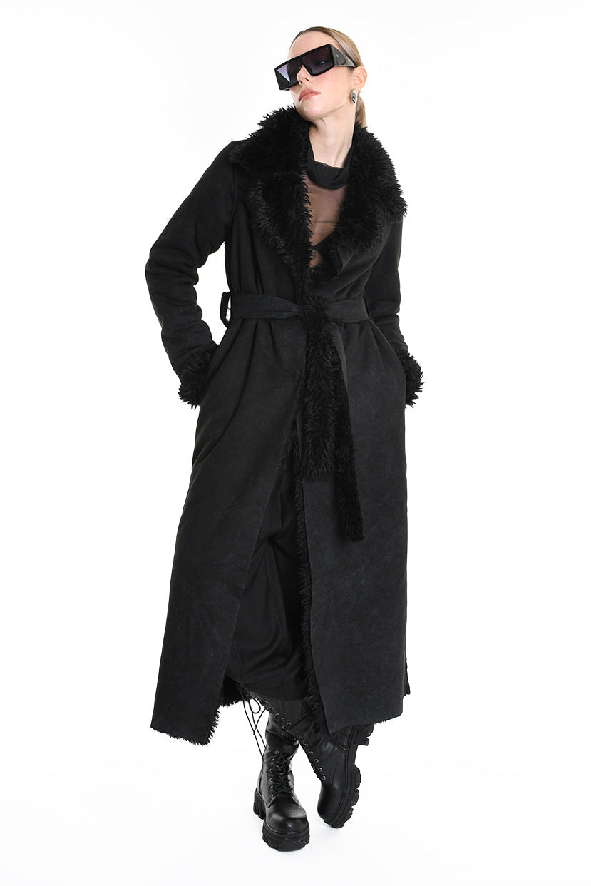 4- W5171 COAT in Garment-Dyed Marbled Faux Shearling, Black. LA HAINE INSIDE US