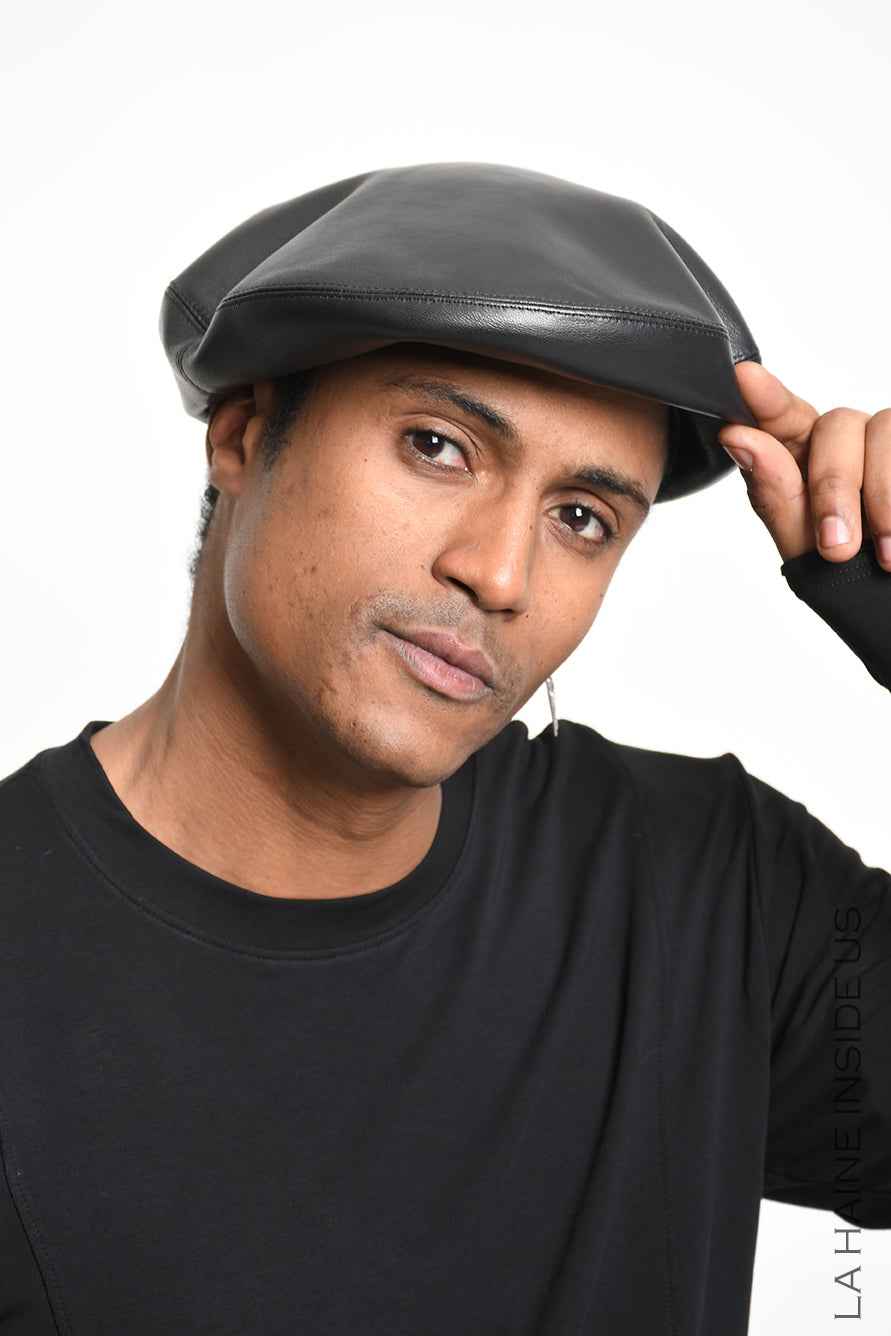 4Y W5513 HAT Nappa Leather Lined UNISEX U Black