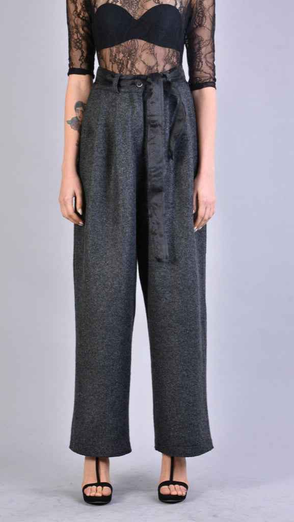 A39B SM2125 Low Crotch Trousers Grey