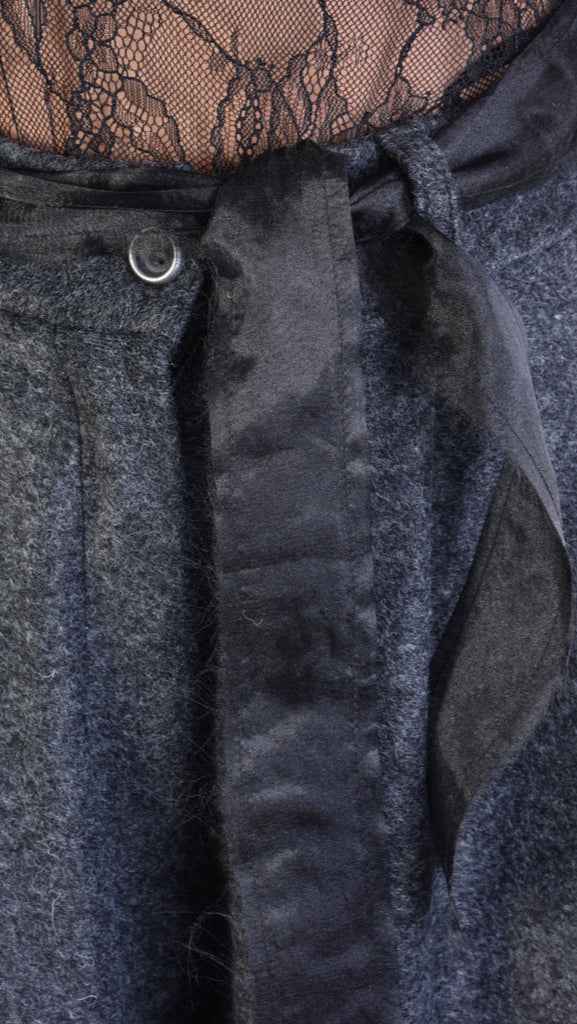 A39B SM2125 Low Crotch Trousers Grey