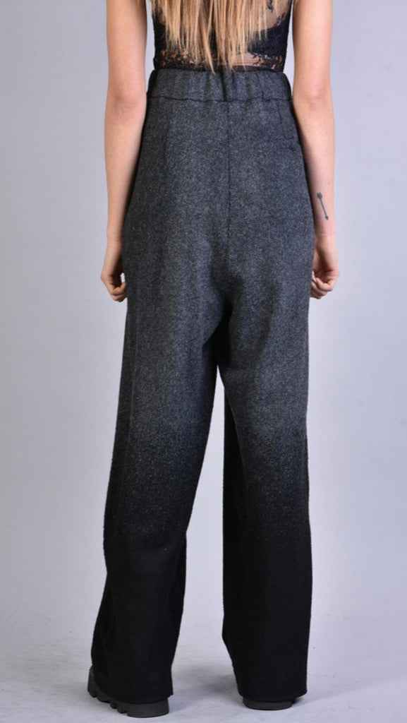 A39B SM2125 Low Crotch Trousers Grey