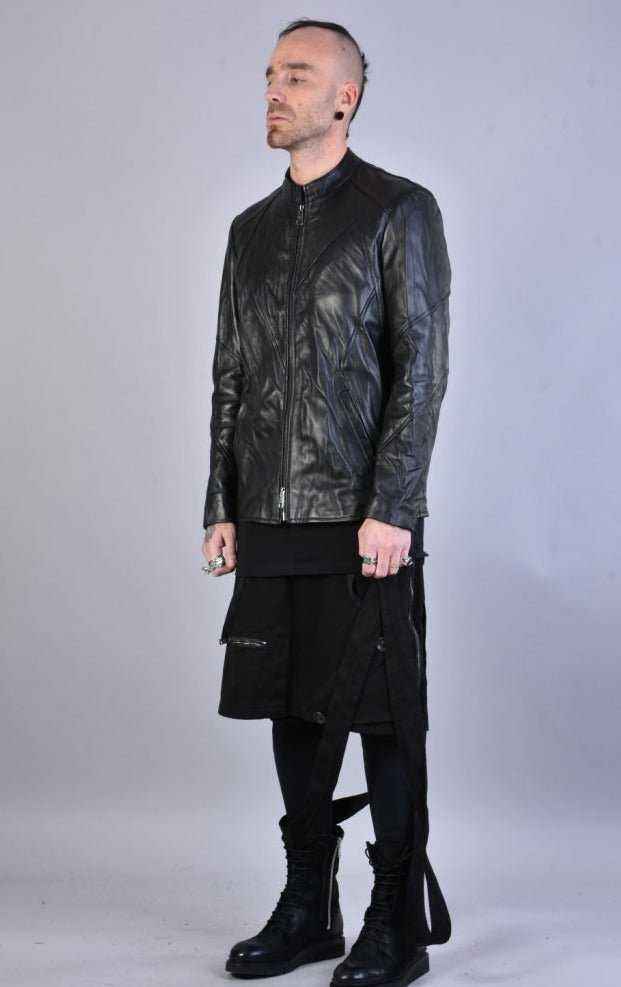 A33B LM00323 BLACK vegetable tanned leather