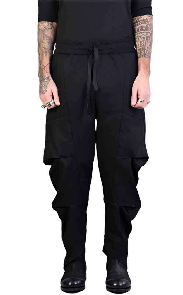 A33B LM022 BLACK Pants