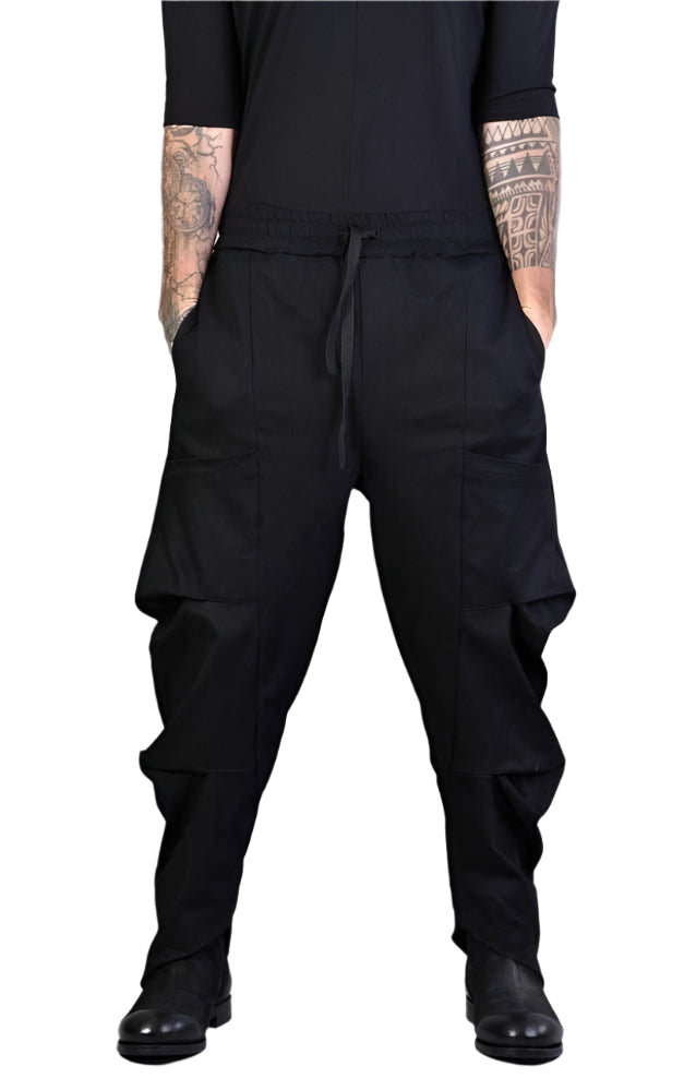 A33B LM022 BLACK Pants