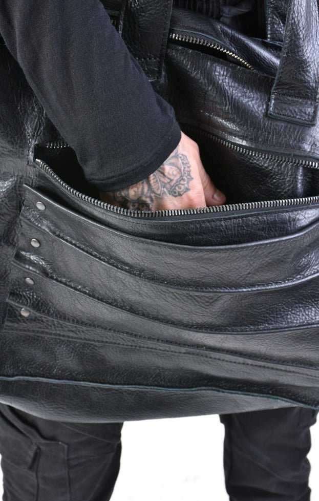 A33I LM16824 Black Leather Bag