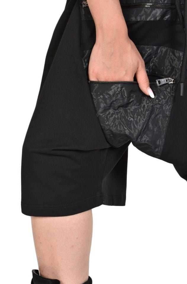 A33M ONKARA23 Womans black bottoms