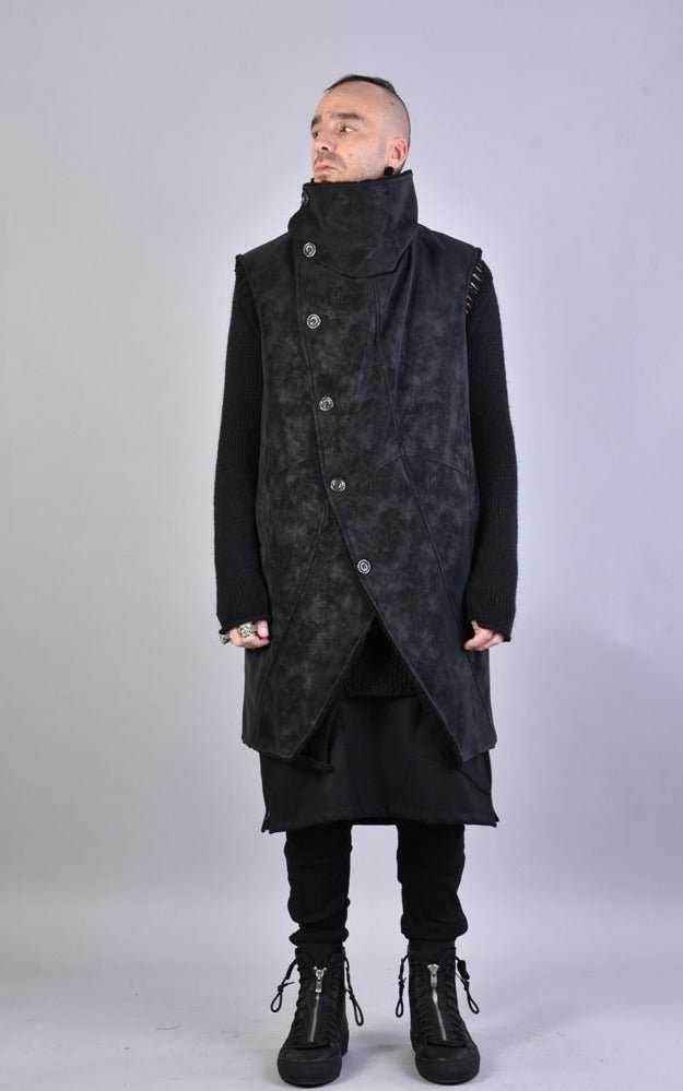 A33P LM07823 BLACK Sleeveless Coat