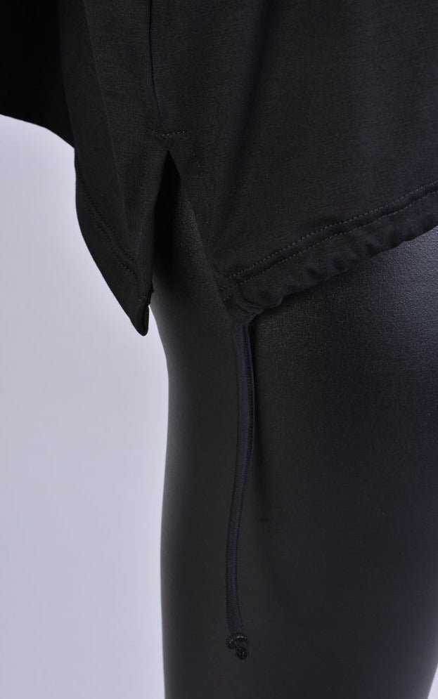 A34J LW636 BLACK Top Woman