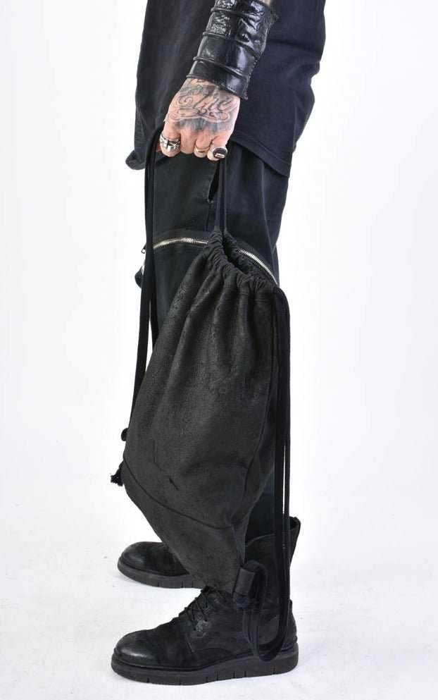 A34O LW76024 Black Leather Bag