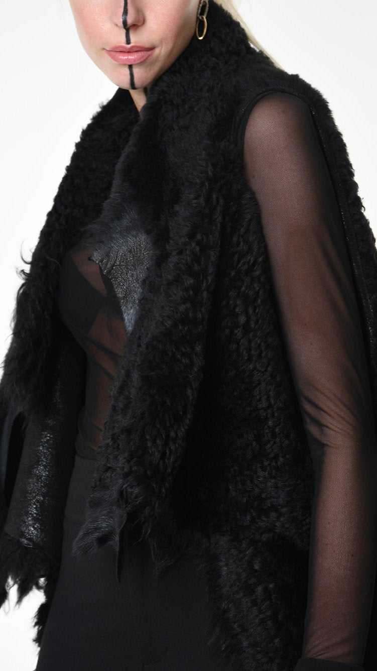 A34O LW86925 GILET Coated Shearling Double Face Black