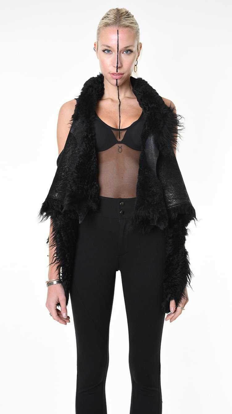 A34O LW86925 GILET Coated Shearling Double Face Black