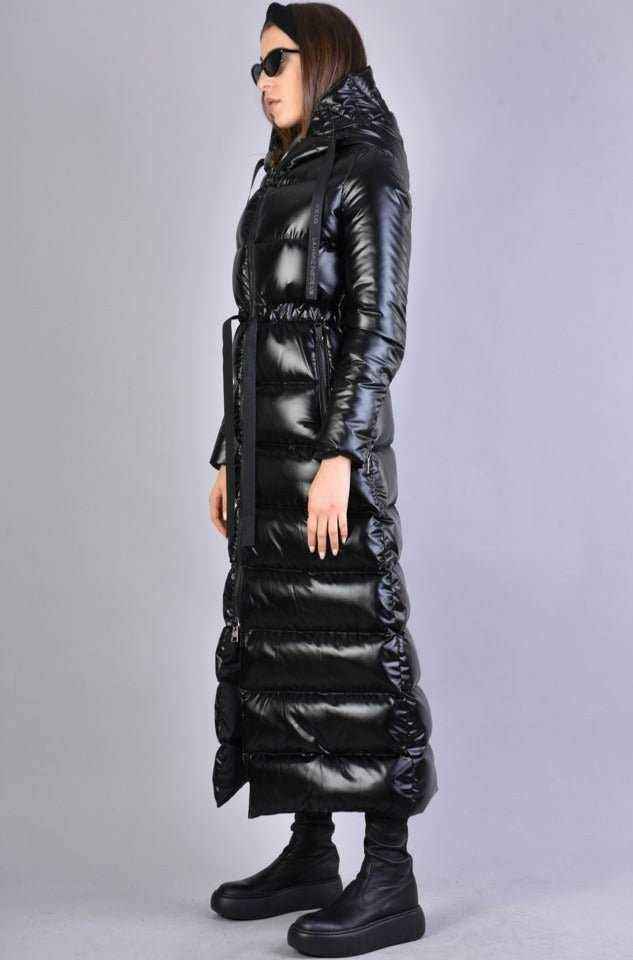 A34P LW63123 Long Nylon Down Jacket – Black