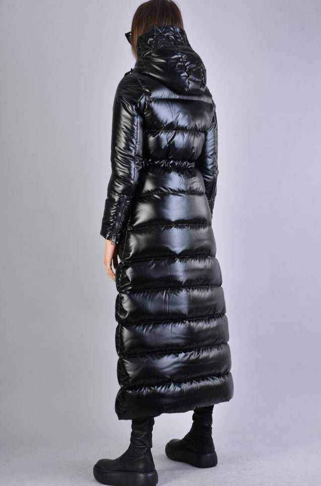 A34P LW63123 Long Nylon Down Jacket – Black