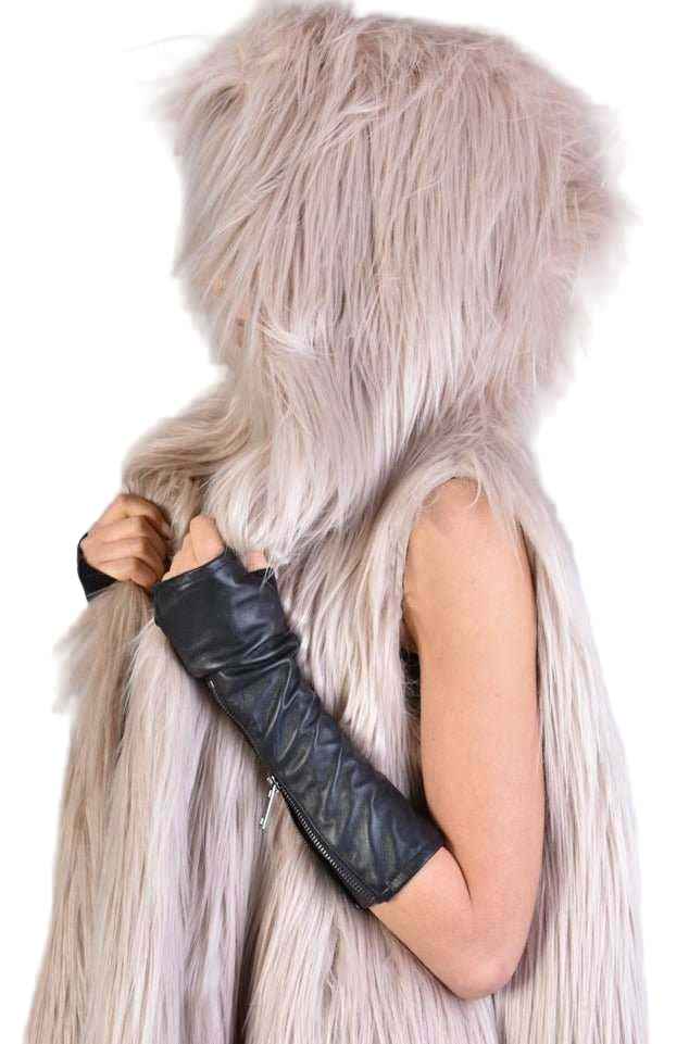 A34Q LW527 Lined Faux Fur Sleeveless Coat – Sand