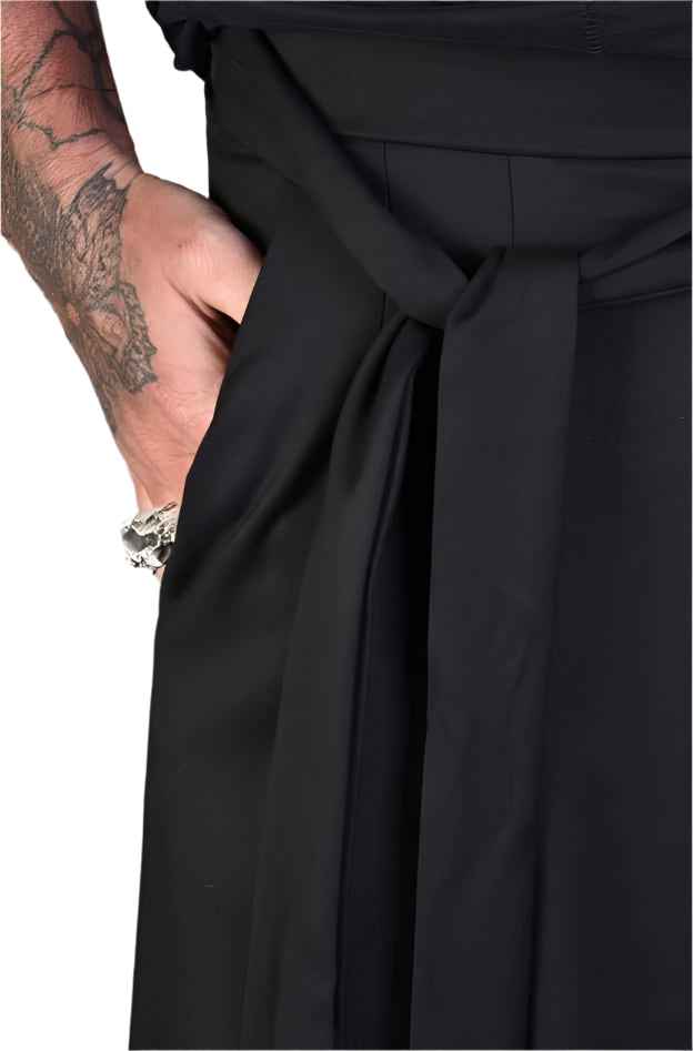 A34R LW510 BLACK Cool Wool Trousers