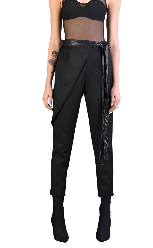 A34R LW51223 BLACK Fluid Regular Trousers