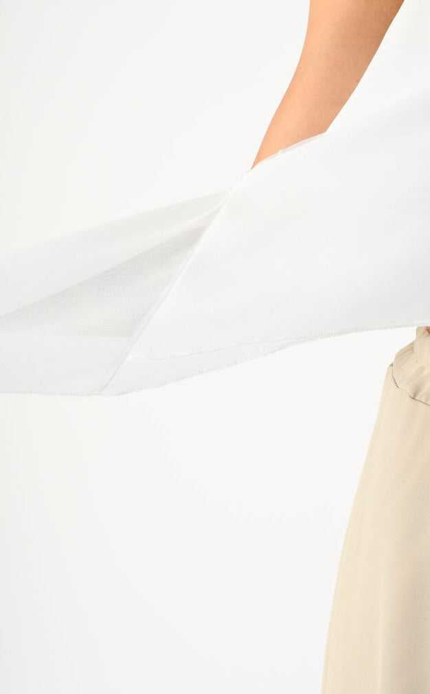 A34V LW73824 TOP Crop Asymmetric Georgette Doubled White