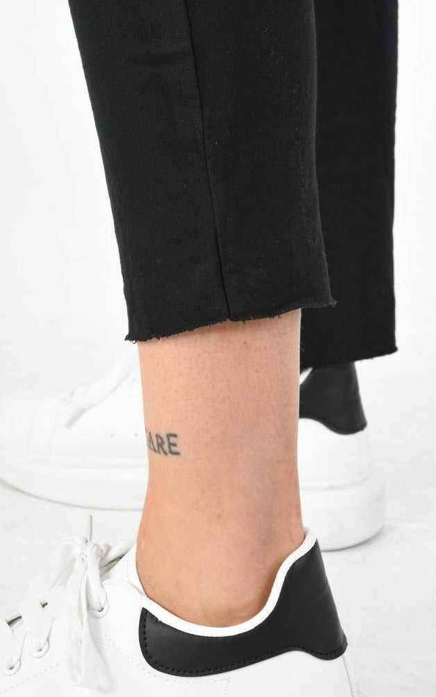 A34V LW74424 TROUSER Stretch Dyed Black