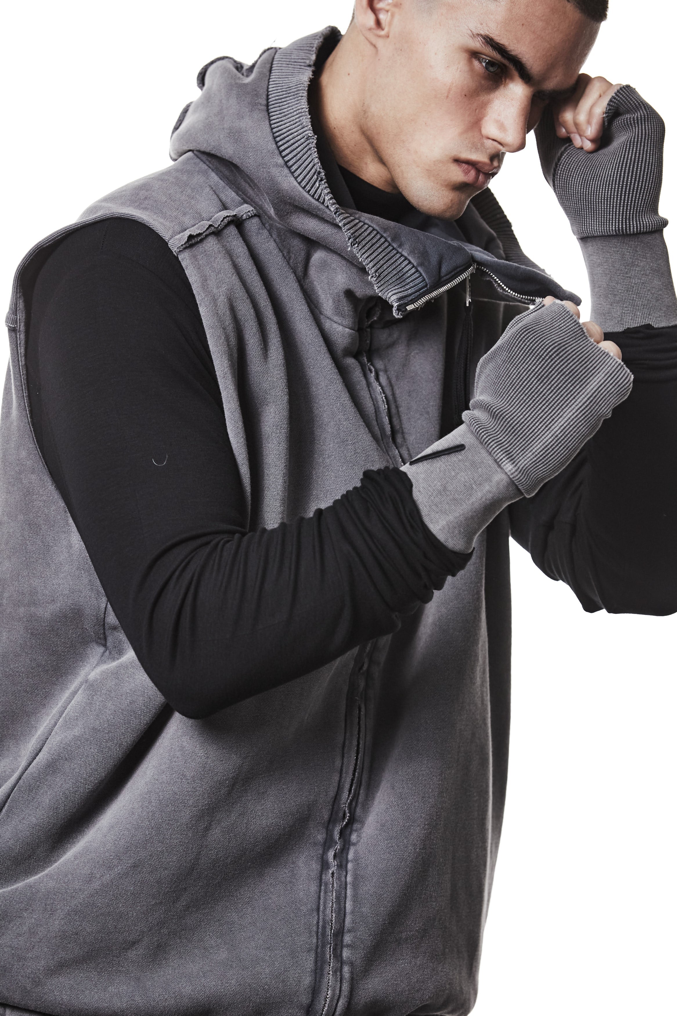 W5226 GLOVES UNISEX BLACK / GREY THOM KROM