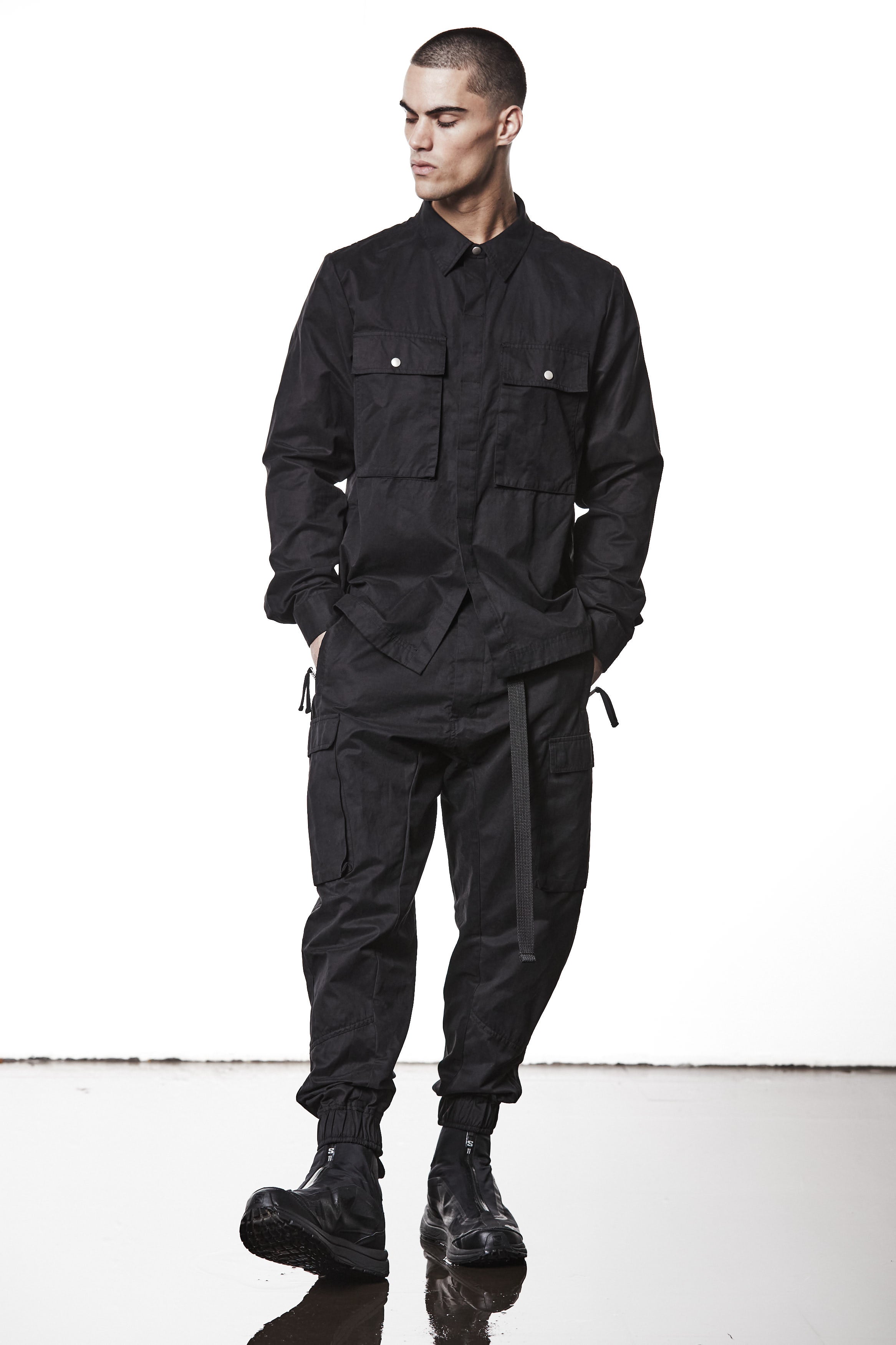 M P 15 Black Cargo Pants – Relaxed Fit with Utility Pockets and Elastic Cuffs Black Man THOM KROM