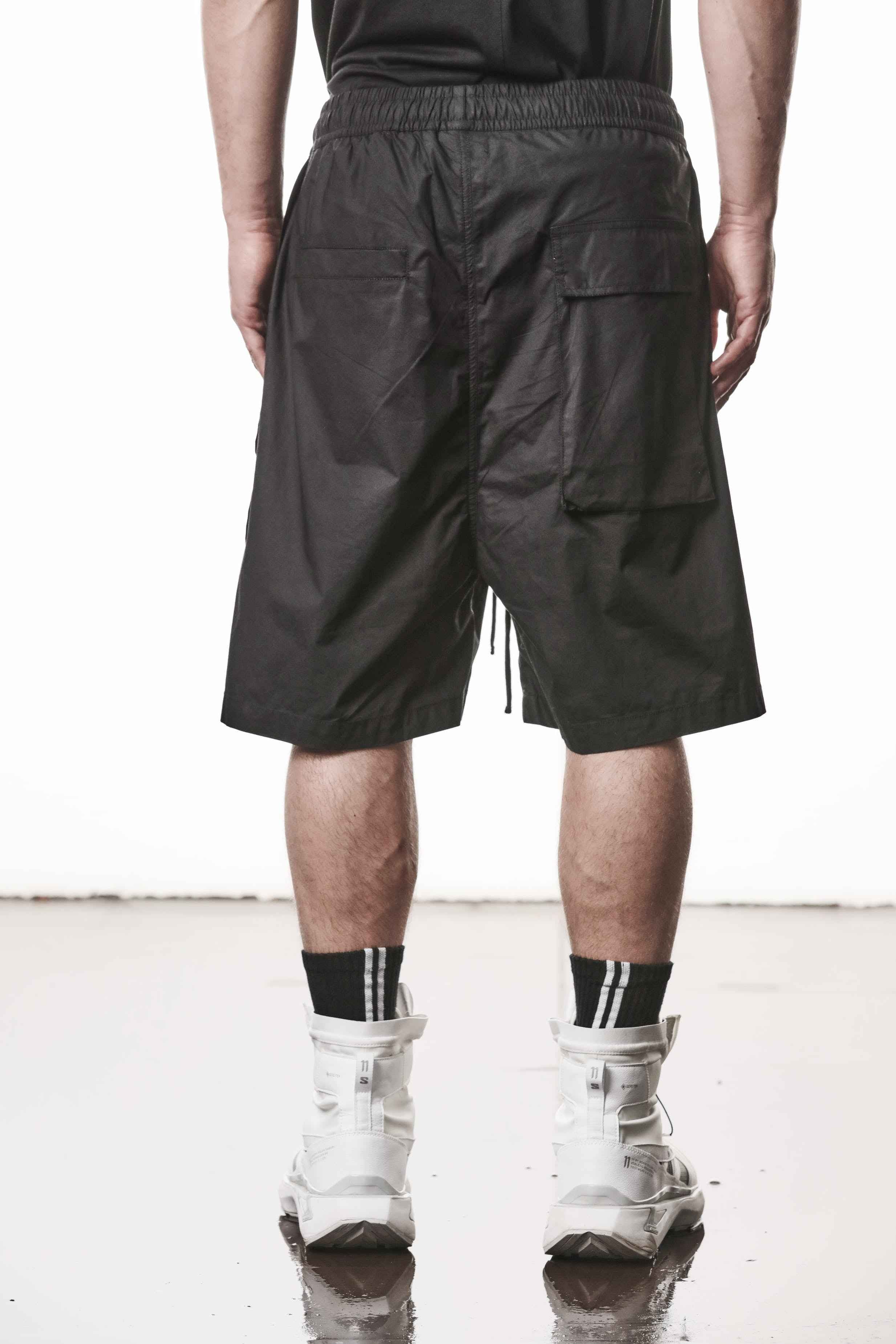 M P 33 Short Trousers - Black Cotton Elastane Men's Woven