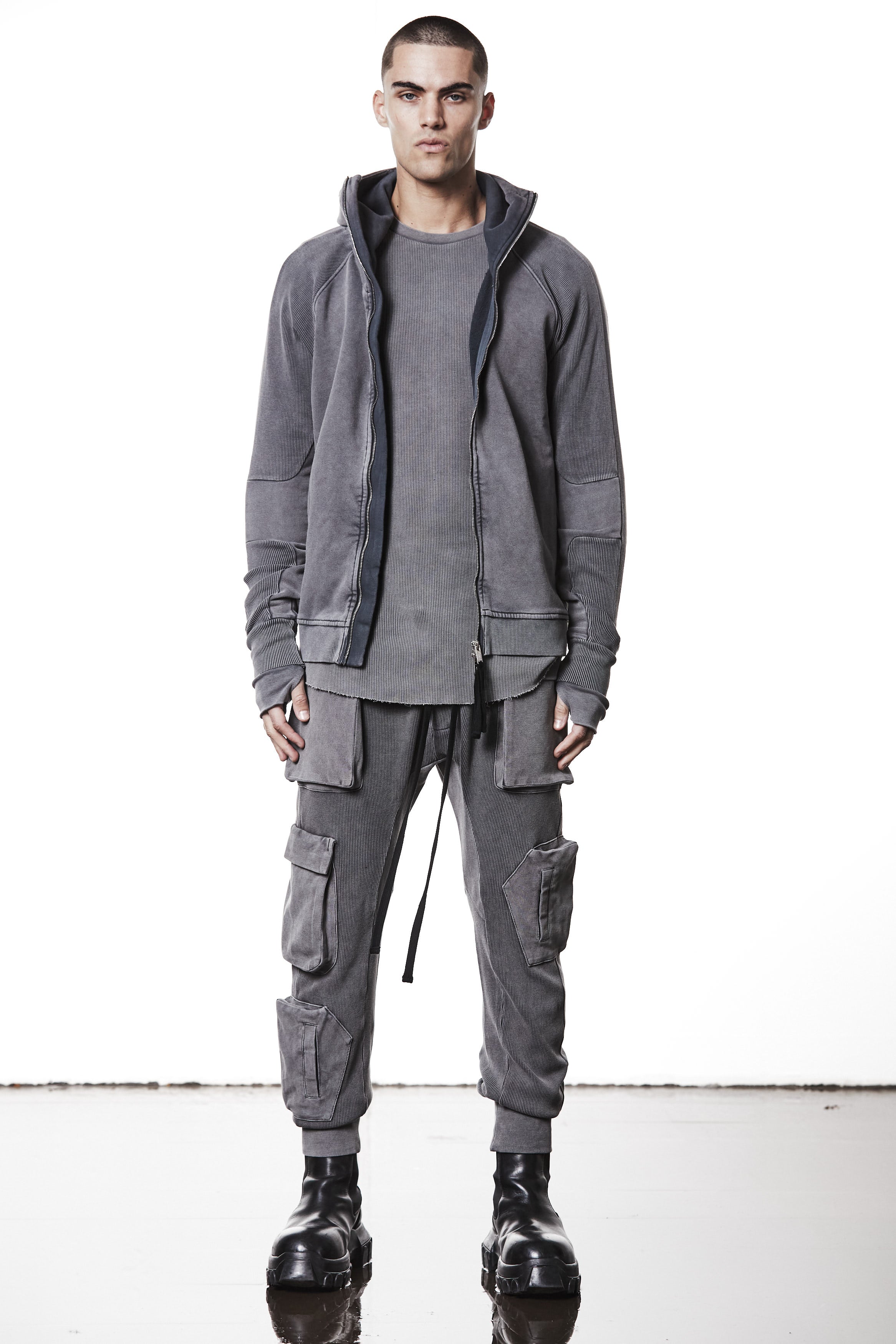 M SJ 691 – Zip Hoodie High Neck Ribbed Panel Sleeves Thumbhole Cuffs Used Grey - Man, Hoodies, Hoodies, TEPHRA