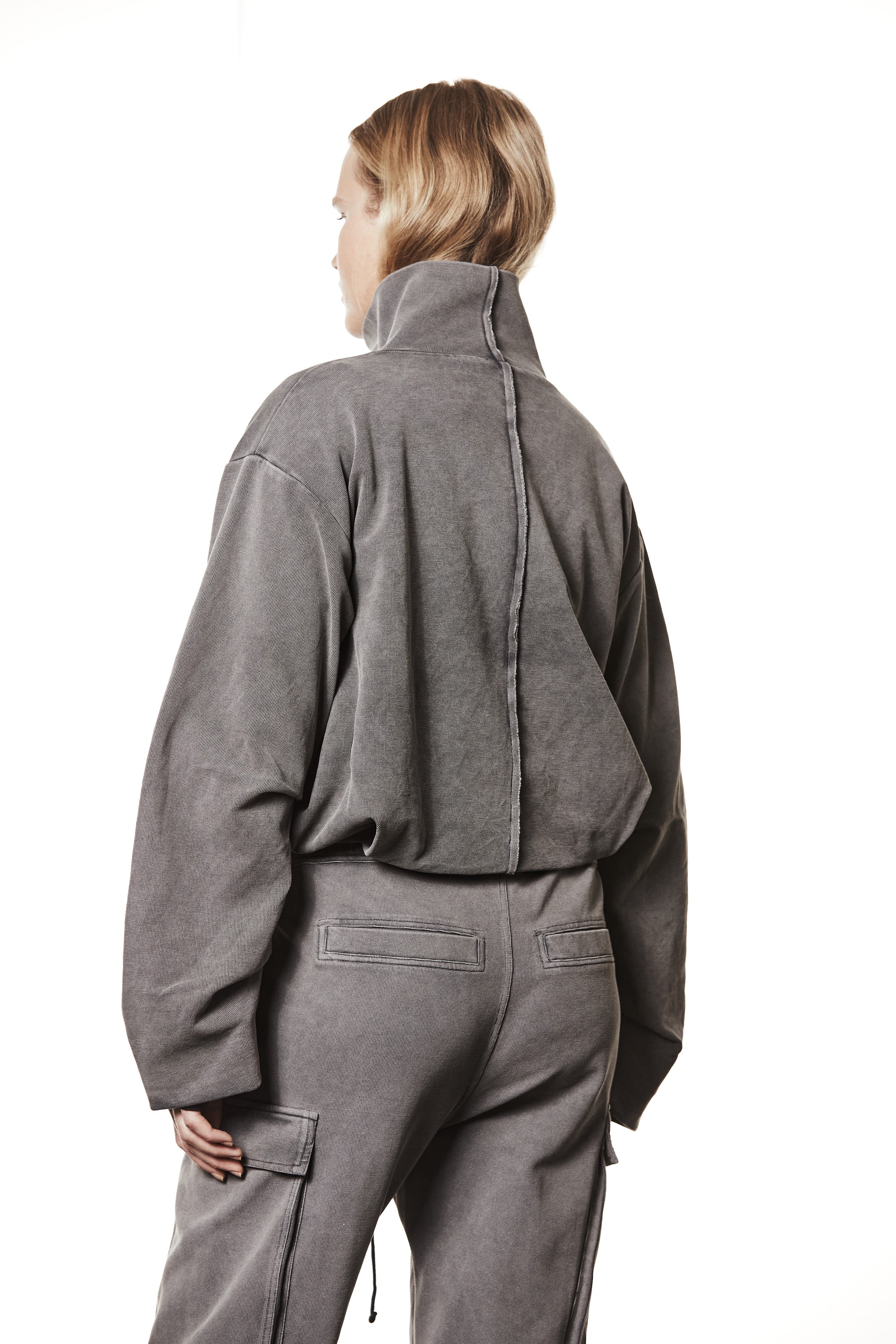 W SJ 49426 WOMAN USED GREYJACKET THOM KROM