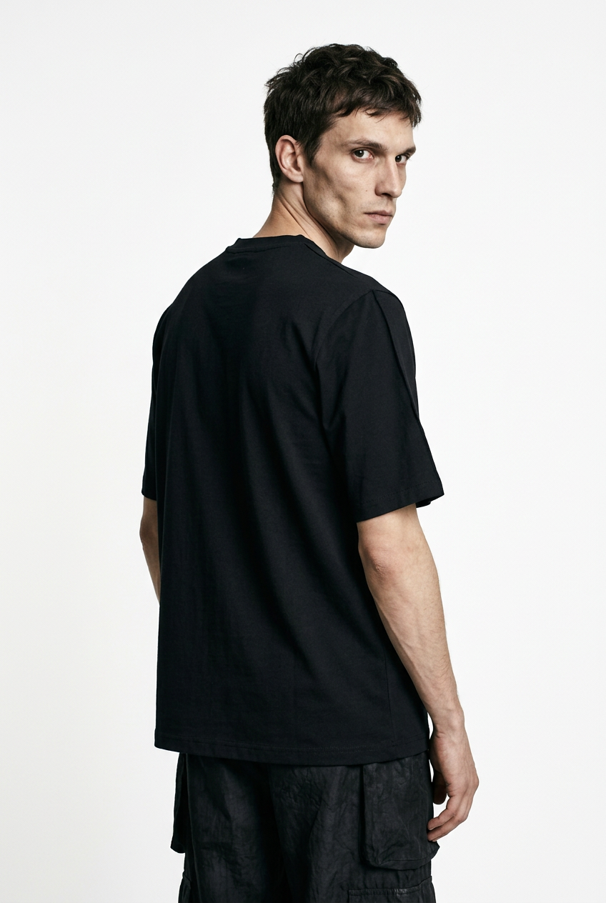 LA HAINE INSIDE US M1375 black oversized cotton stretch T-shirt, three-quarter back view