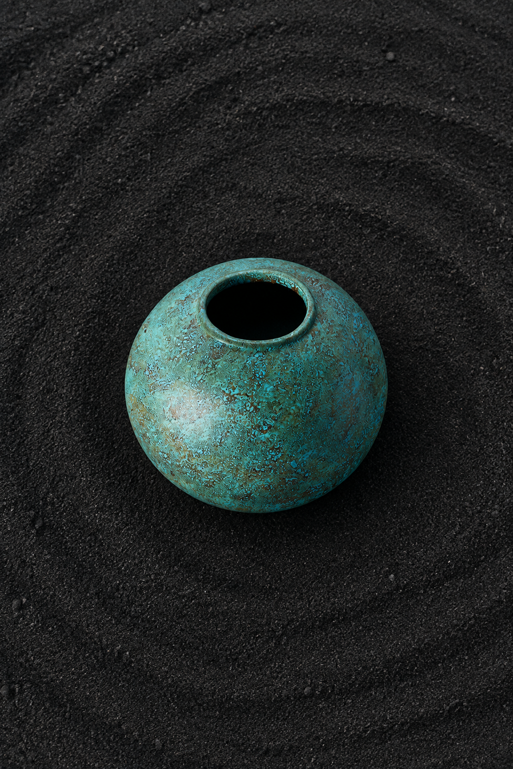 Overhead on black sand