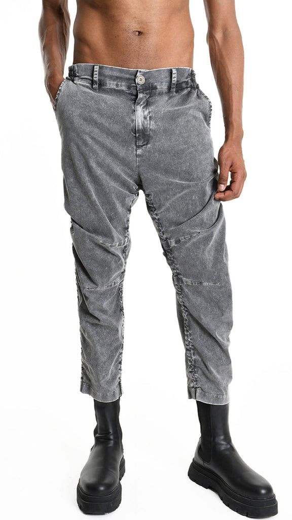 A33B M103325 TROUSER in marmorized grey with elastic waist and pockets.