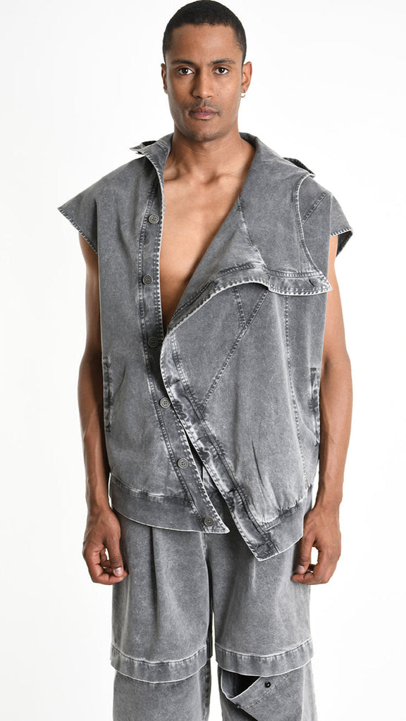 A33B M103725 GILET in marmorized grey with oversized fit and hood.