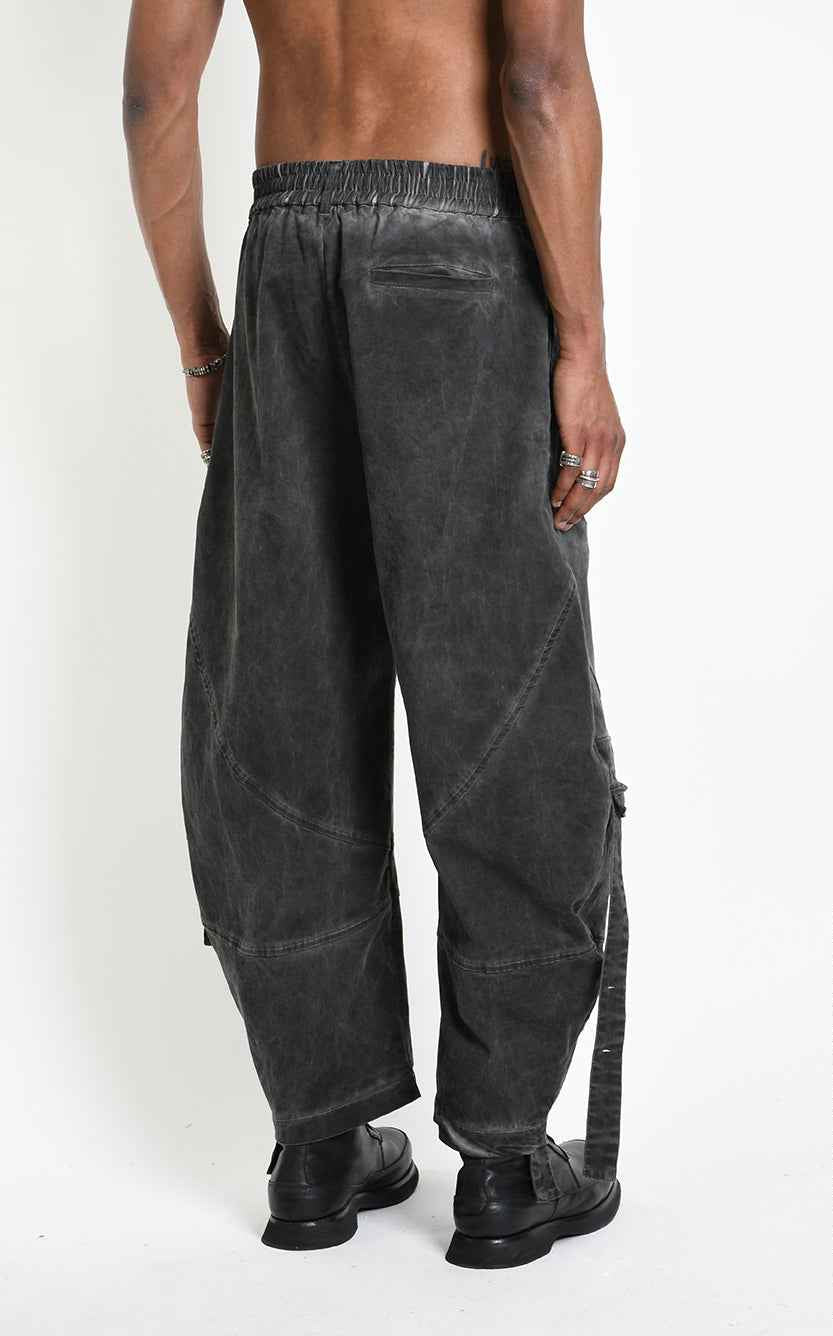 3B M1323 CARGO Over Balloon Cotton Dyed Cold Grey