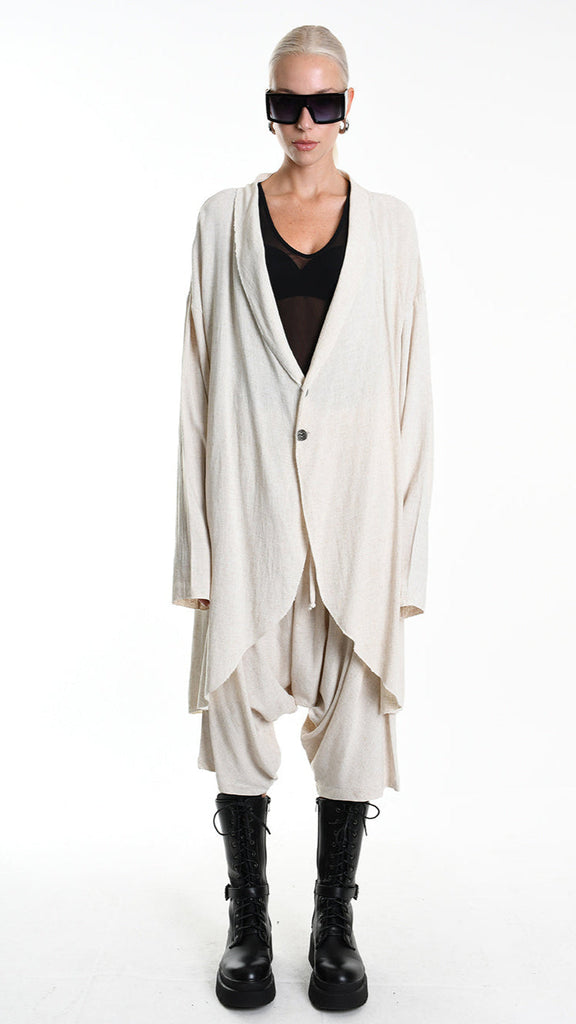 A33M M101325 CARDIGAN in ecru with asymmetrical design and button closure, made of viscose and linen blend, unisex.