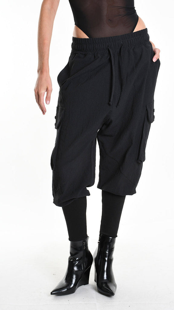 A33M M101525 TROUSER baggy cotton jacquard unisex black with elastic waist and pockets.