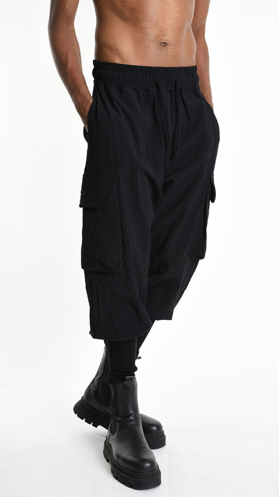 A33M M101525 TROUSER Baggy Cotton Jacquard UNISEX U Black with elastic waist and ribbed bottom.