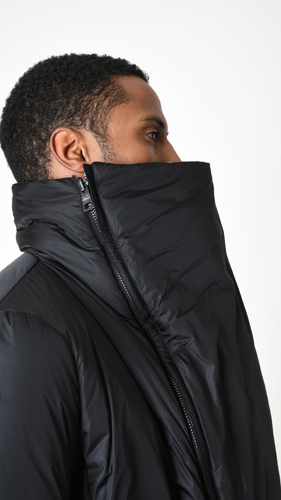 Black A33P LM24025 down jacket with comfort nylon, 180gr padding, and double slider zip.