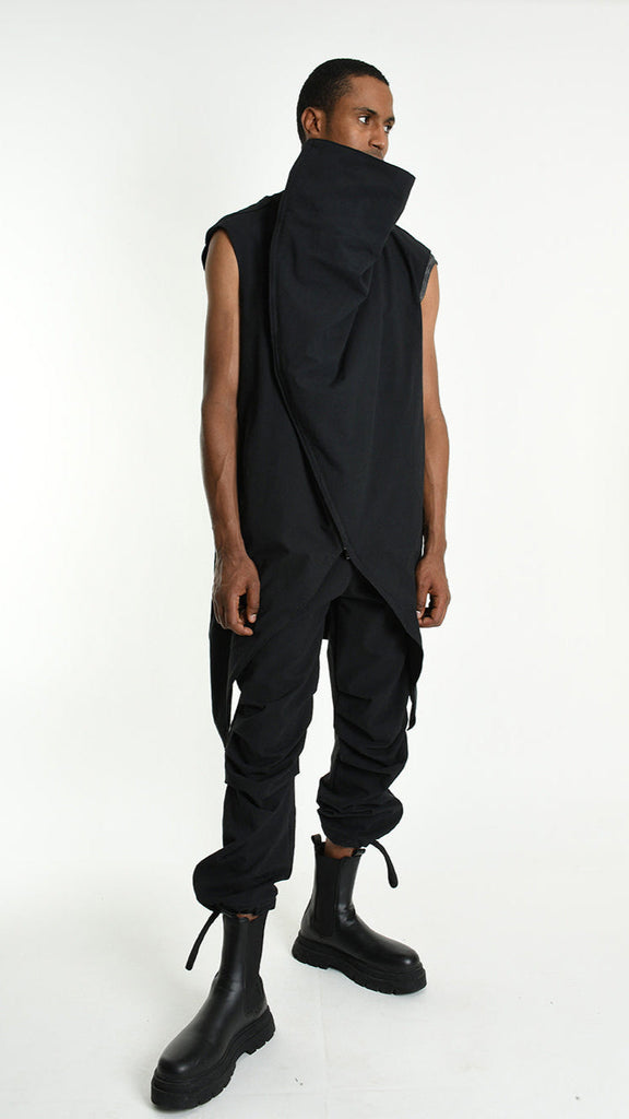 A33P M105425 GILET in black linen cotton with asymmetric design, zip closure, and pockets.