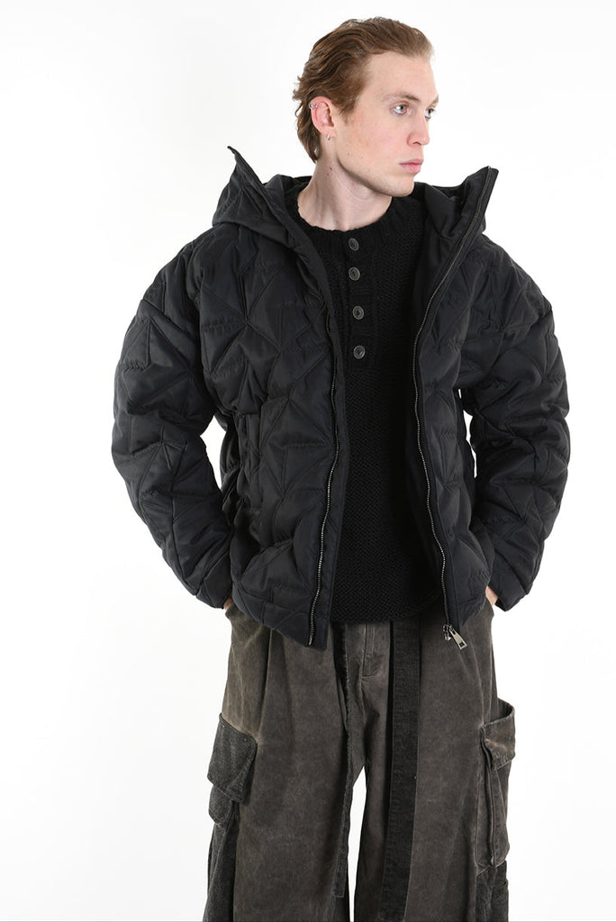 3P M1182 DOWN JACKET in Matte Nylon, 150g. Black. TEPHRA
