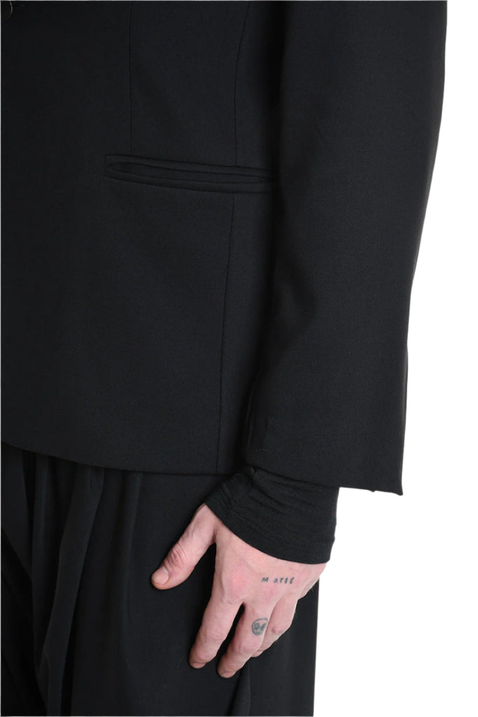 3R M1141 JACKET Regular Fit, Double-Layered in Fluid Fabric, Black. LA HAINE INSIDE US