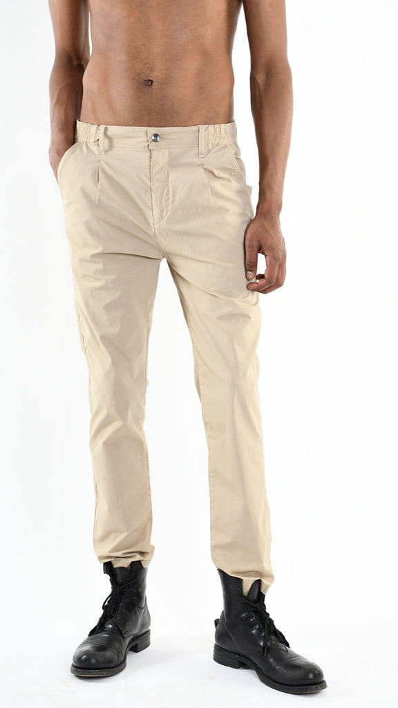 A33X M100025 TROUSER Regular Cotton Stretch Ecru.