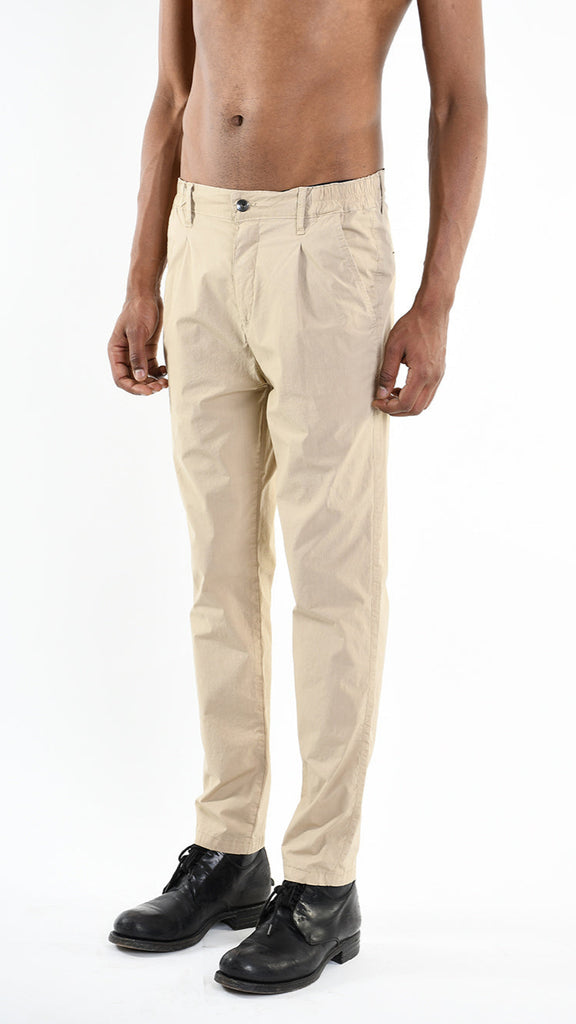 A33X M100025 TROUSER Regular Cotton Stretch Ecru.