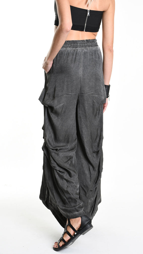 A34B W512425 TROUSER Over Wide Satin Viscose Black.