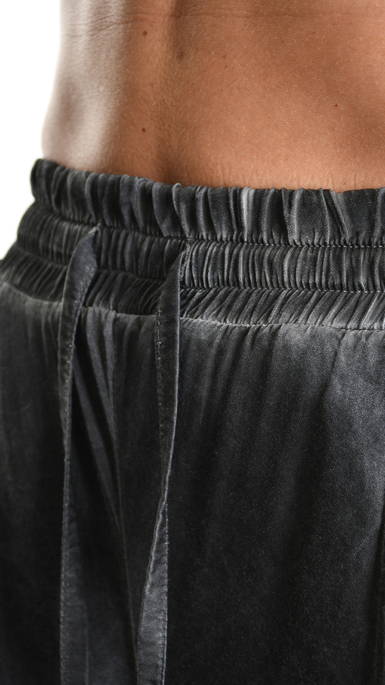 A34B W512425 TROUSER Over Wide Satin Viscose Black