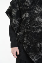 4P W5215 CAPE Asimmetric Hemp-Blend Jacquard Cloth UNISEX D Black LA HAINE INSIDE US