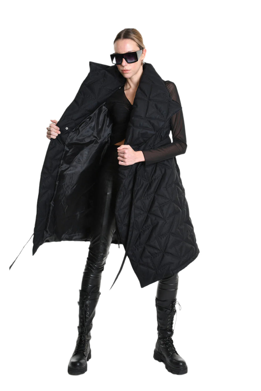 4P W5217 DOWN VEST Sleeveless in Matte Nylon, 150g Padding, Black. TEPHRA