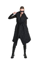 4P W5217 DOWN VEST Sleeveless in Matte Nylon, 150g Padding, Black. TEPHRA