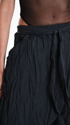 A34R W504125 TROUSER Over Cotton Organic Crumpled Black